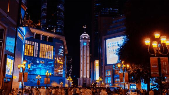 爆火出圈的裸眼3D大屏，背后的原理是什么呢？